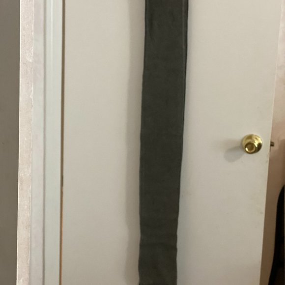 Vintage Distressed Era Era Knit Scarf - Picture 2 of 11